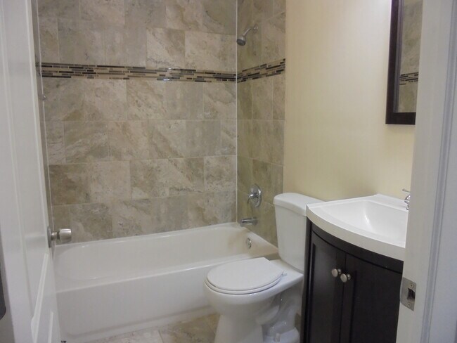 Building Photo - 1534 Springview Ct