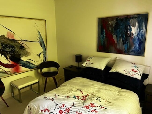 Building Photo - Stunning Custom Built Home with ALL Utilities Included!!