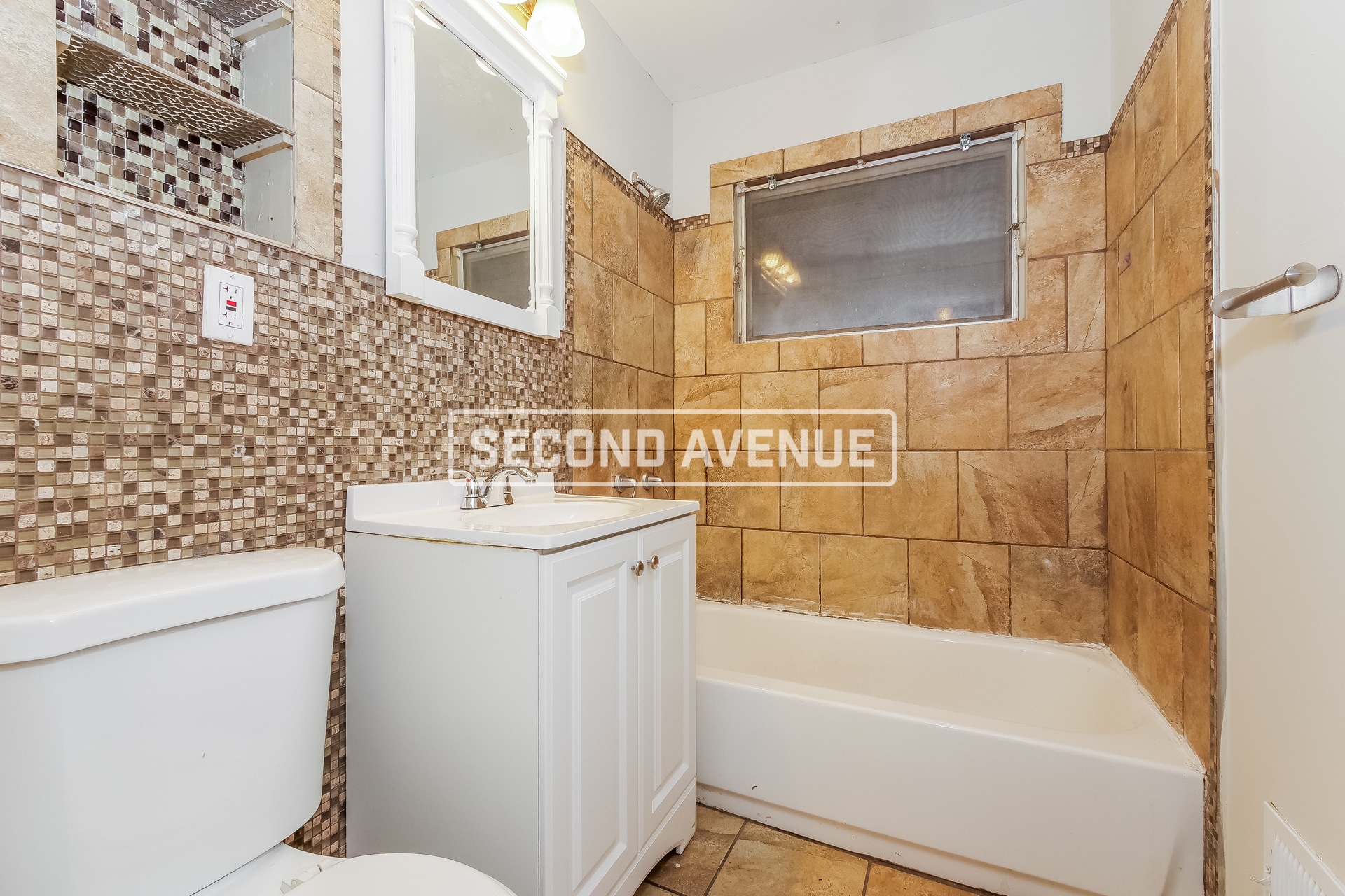 Building Photo - 7504 E 111th Terrace