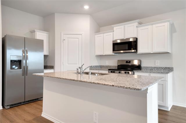 Building Photo - 501 Yellow Rose Rd