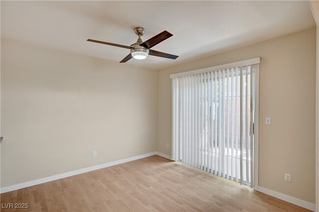 Building Photo - 10164 Tree Bark St