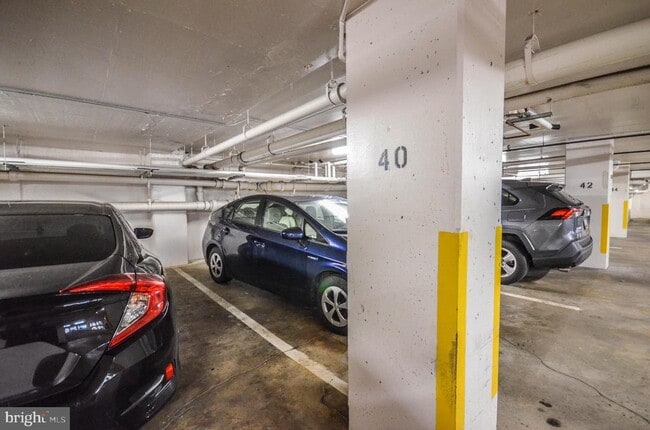 Building Photo - 4242 East-West Hwy