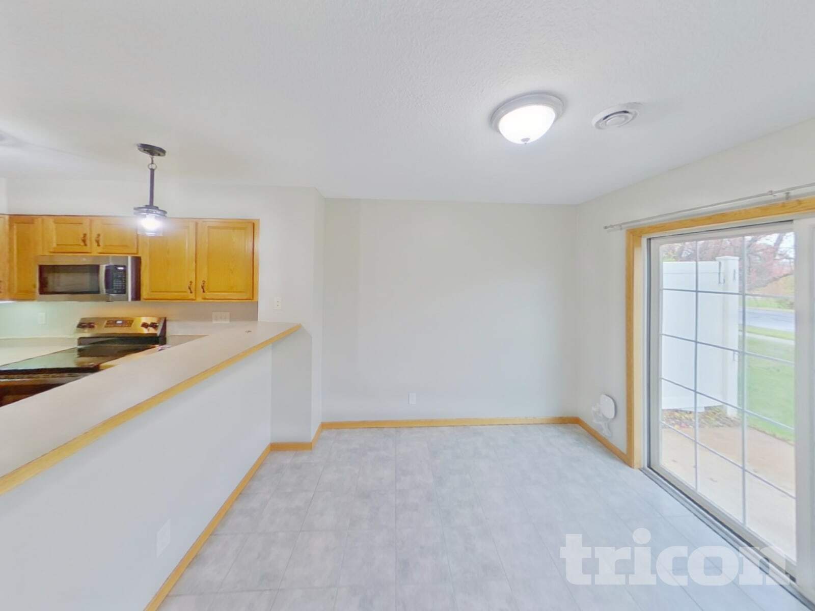 Building Photo - 13758 Flay Ave N