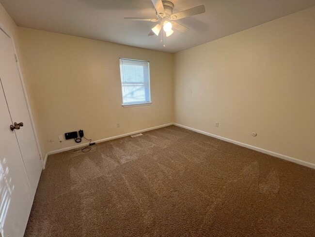 Building Photo - 936 Maryland Ave