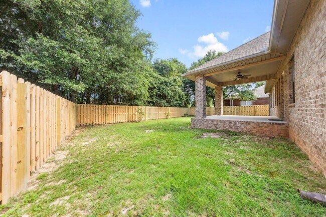 Building Photo - Luxury home in a premier neighborhood!