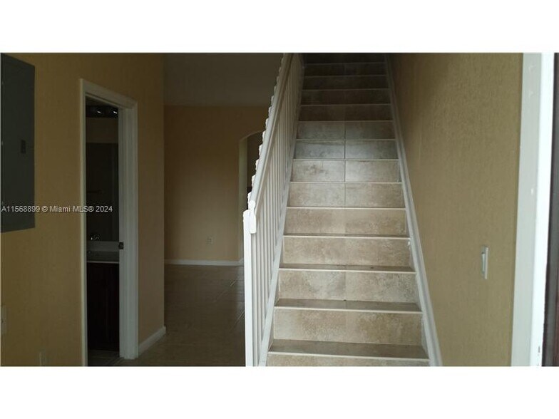 Building Photo - 21205 NW 14th Pl