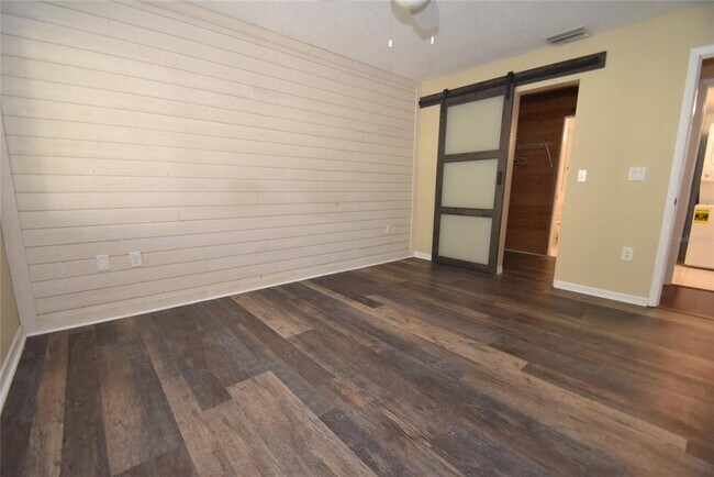 Building Photo - 1687 Brookhouse Cir