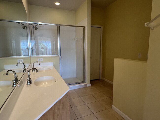 Building Photo - 300 Via Castilla