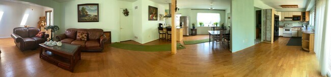 Building Photo - 12150 Monument Dr