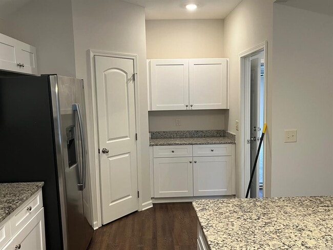 Building Photo - 1014 Dawson's Ml Blvd