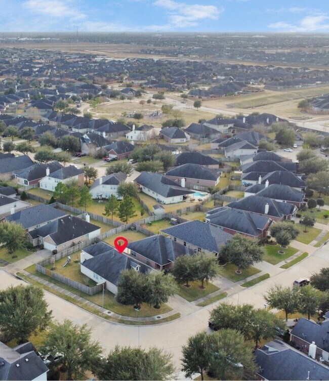 Building Photo - 19107 Mustang Pointe Ln