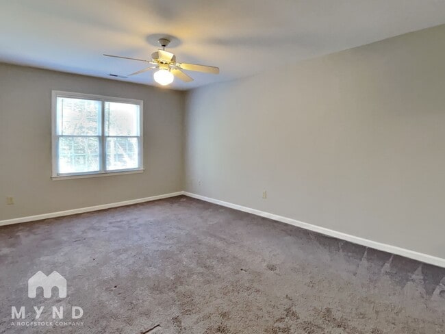 Building Photo - 2745 Sterling Park Dr
