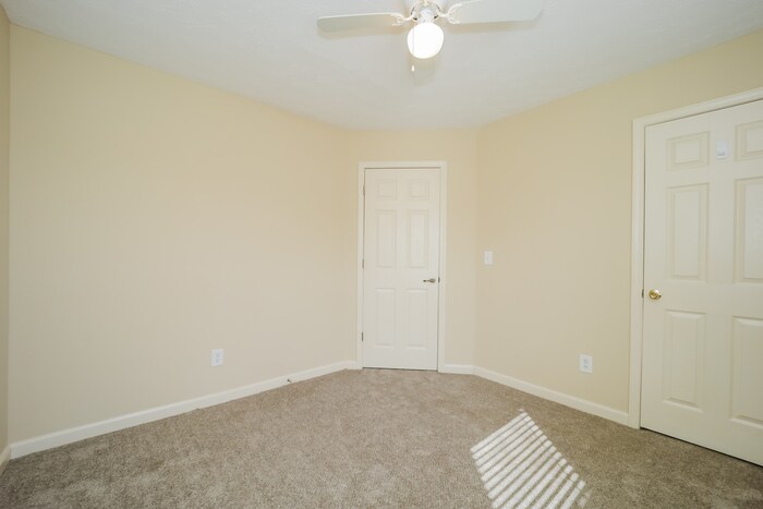 Building Photo - 407 Glenleigh Dr