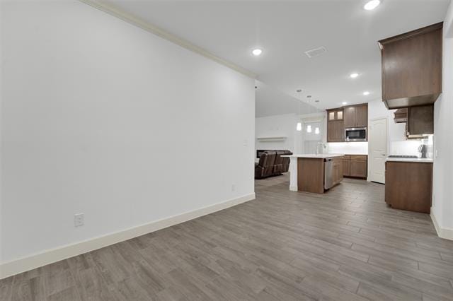 Building Photo - 117 Community Dr