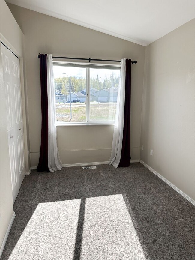 Building Photo - 6703 Snow Goose Cir