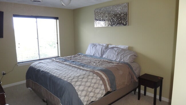 Large Master - 1800 Douglas Ave