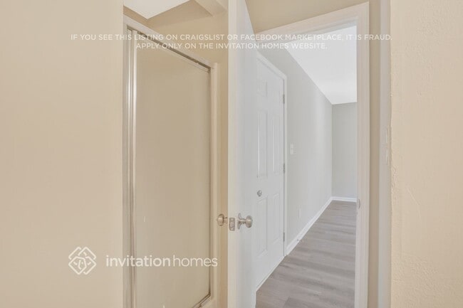 Building Photo - 1194 Realm Ln