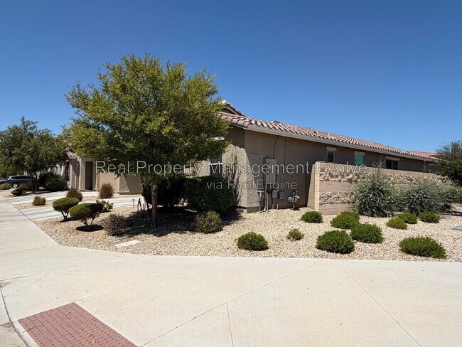 Building Photo - 4030 W Coles Rd