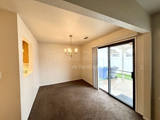 Building Photo - 3072 Colony Park Dr