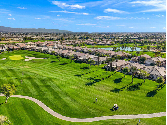 Building Photo - 44085 Royal Troon Dr