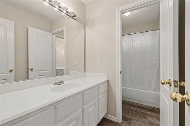 Building Photo - 6881 Baird Dr
