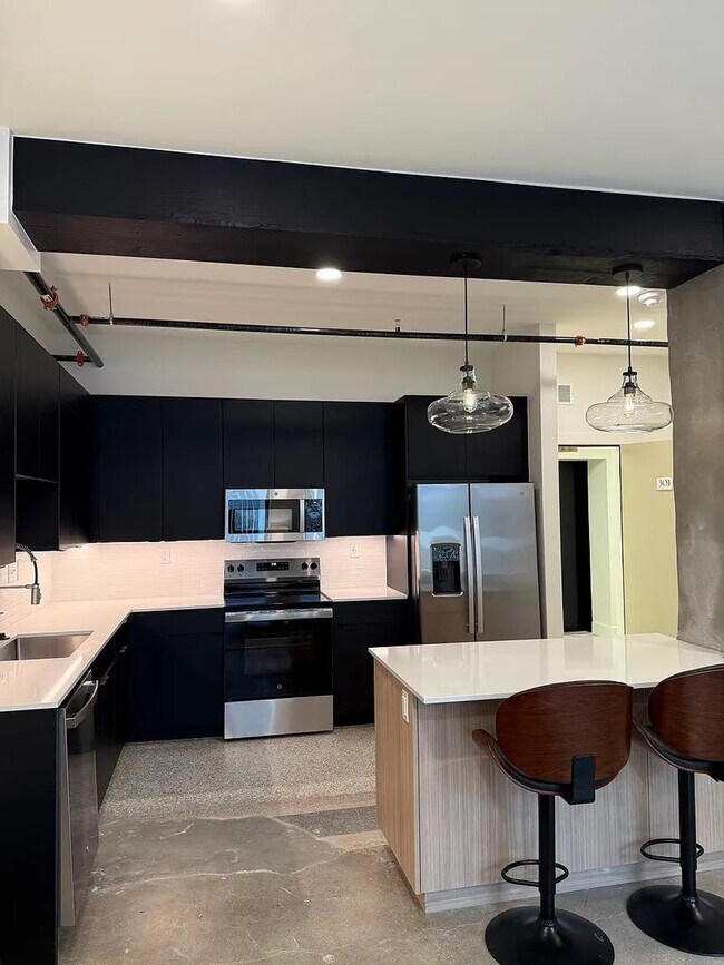 Building Photo - 309 S Boulder Ave