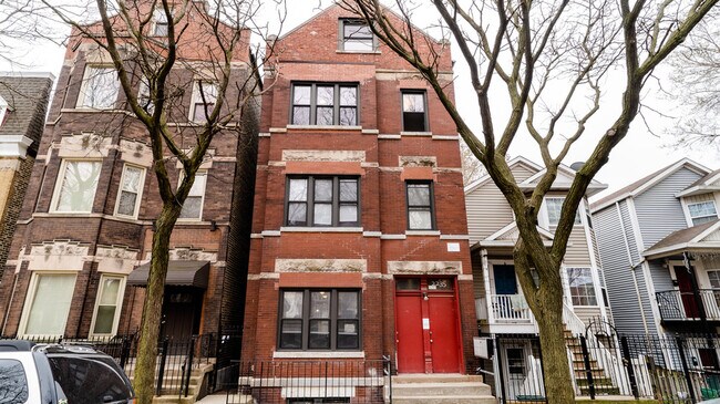 Primary Photo - 2235 W Cullerton St