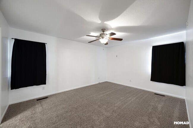 Building Photo - Spacious 4BR House in Fayetteville