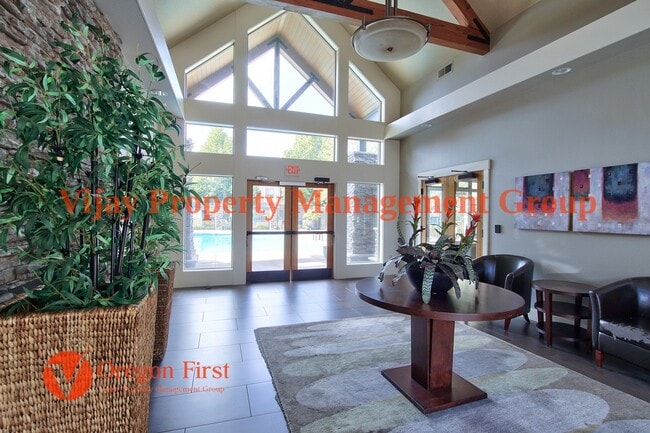 Building Photo - 825 NE Wheelock Pl