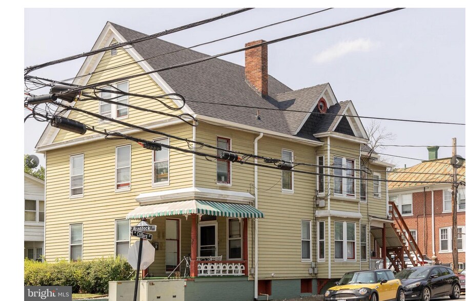 Building Photo - 301 S Braddock St