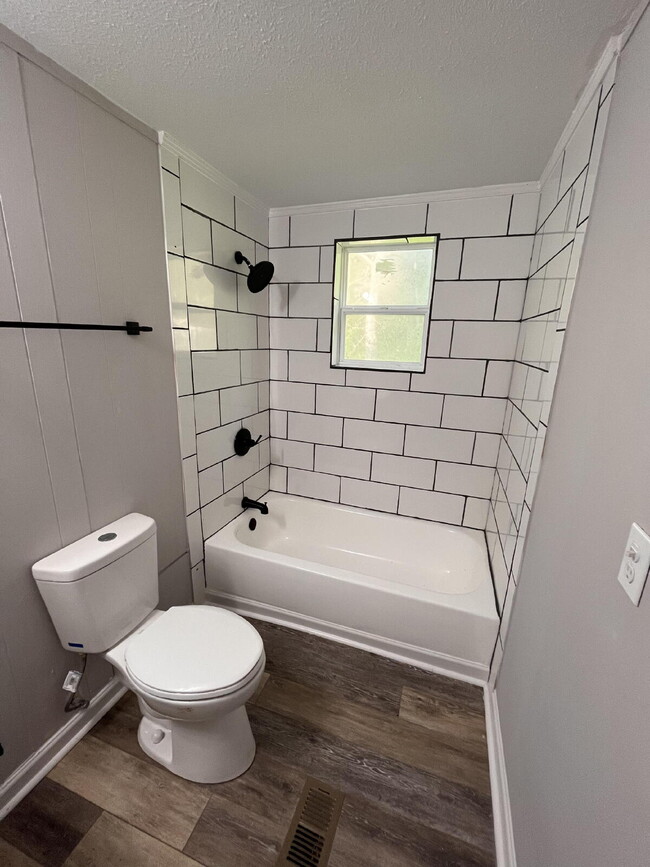 Building Photo - Cozy 3BR Rental in Pearl, MS – Spacious Ya...