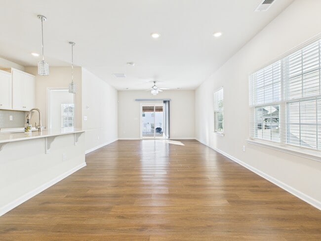 Building Photo - 5819 Soft Shell Dr