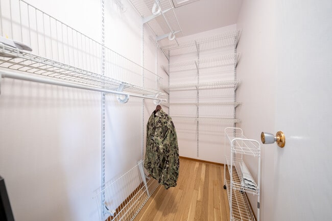 Building Photo - 8564 Lincoln St