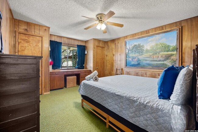 Building Photo - 118 Buffalo Springs Crossing