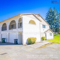Building Photo - 6119 Glen Mary Ln SE