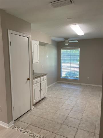 Building Photo - 10547 Barrywood Dr