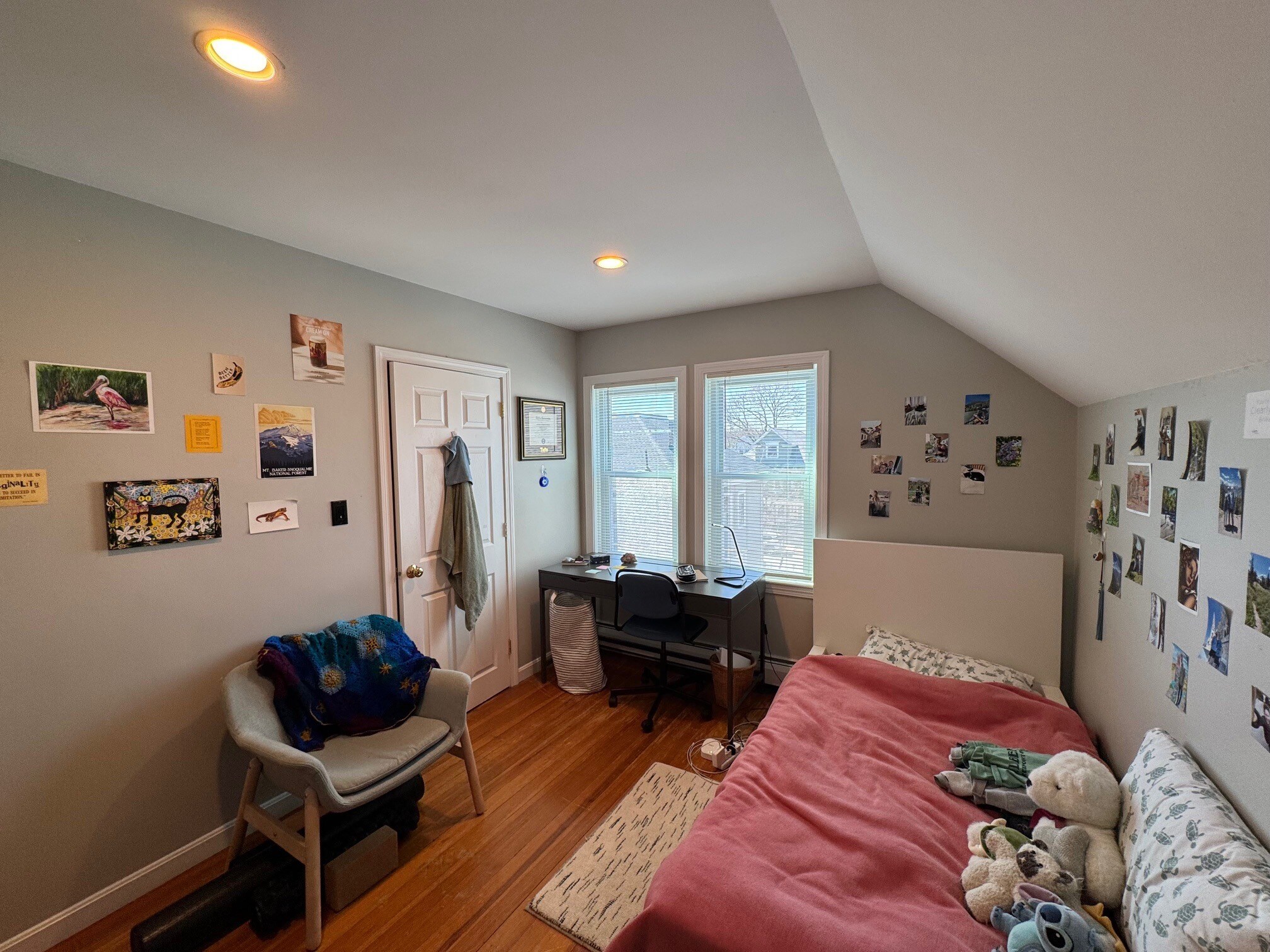 Building Photo - 20 Benton Rd