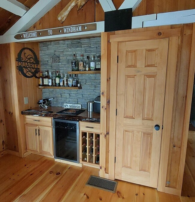 Building Photo - 176 Harrington Rd