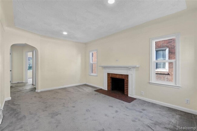 Building Photo - 13575 Rutherford St