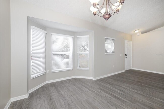 Building Photo - 630 Bayport Dr