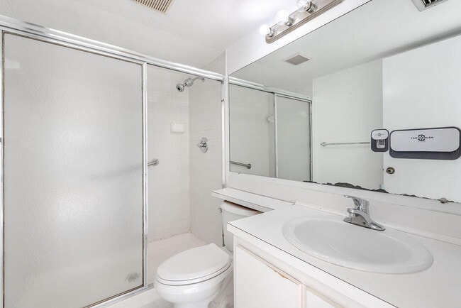 Building Photo - 3612 Alder Dr