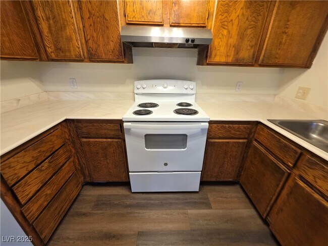 Building Photo - 4720 O'Bannon Dr