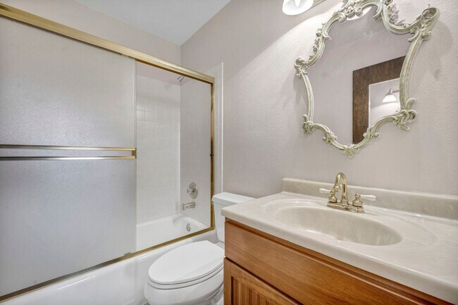 Building Photo - Single Story Home Located on a Ranch