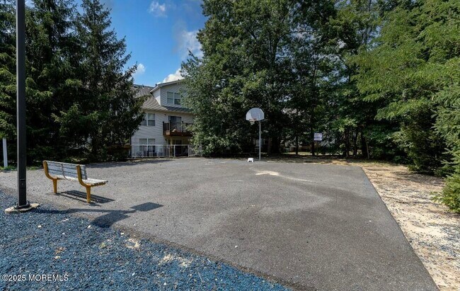 Building Photo - 41 Heron Ct