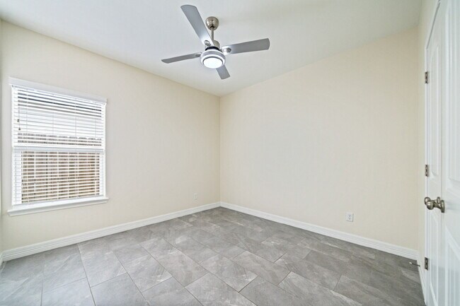 Building Photo - 3922 Pennine Way