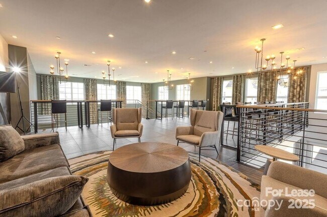 Building Photo - 3110 Doe River Wy