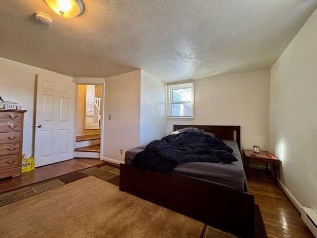 Building Photo - Spacious Four-Bedroom Home with Loft and Private Fenced Yard – Steps from Downtown Blacksburg