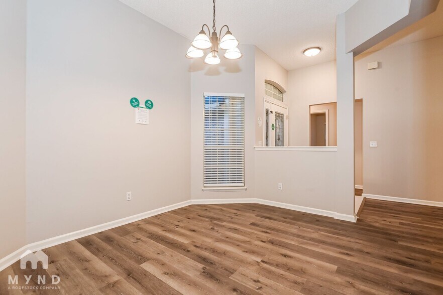 Building Photo - 1615 Highland View Ct