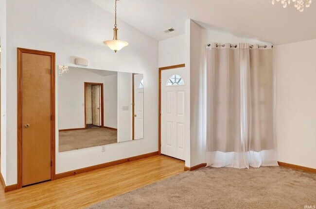 Building Photo - 1265 Virginia Ct