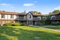 Building Photo - 219 Uteg St
